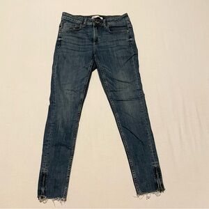Zara Blue Skinny Jeans Women’s Size 6